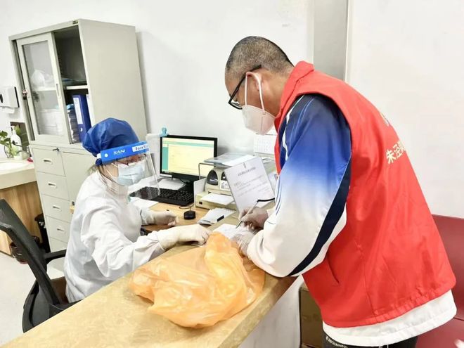 商丘24小时高价回收医保(24小时高价回收医保医保套出)